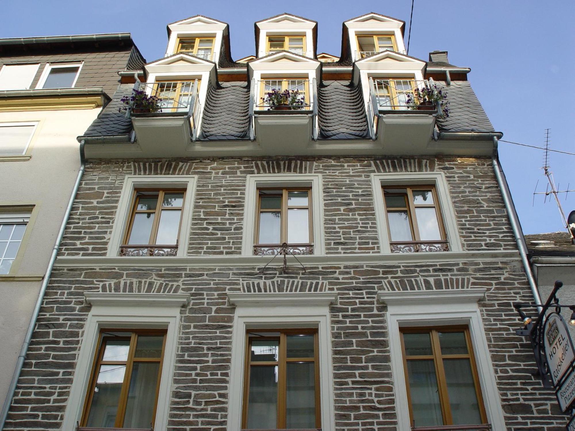 Hotel Ratskeller Zell an der Mosel Εξωτερικό φωτογραφία