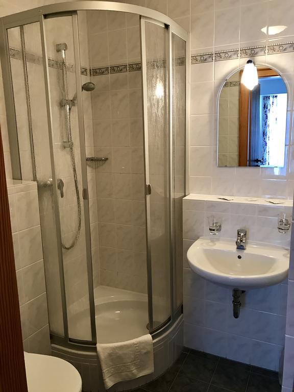 Hotel Ratskeller Zell an der Mosel Εξωτερικό φωτογραφία